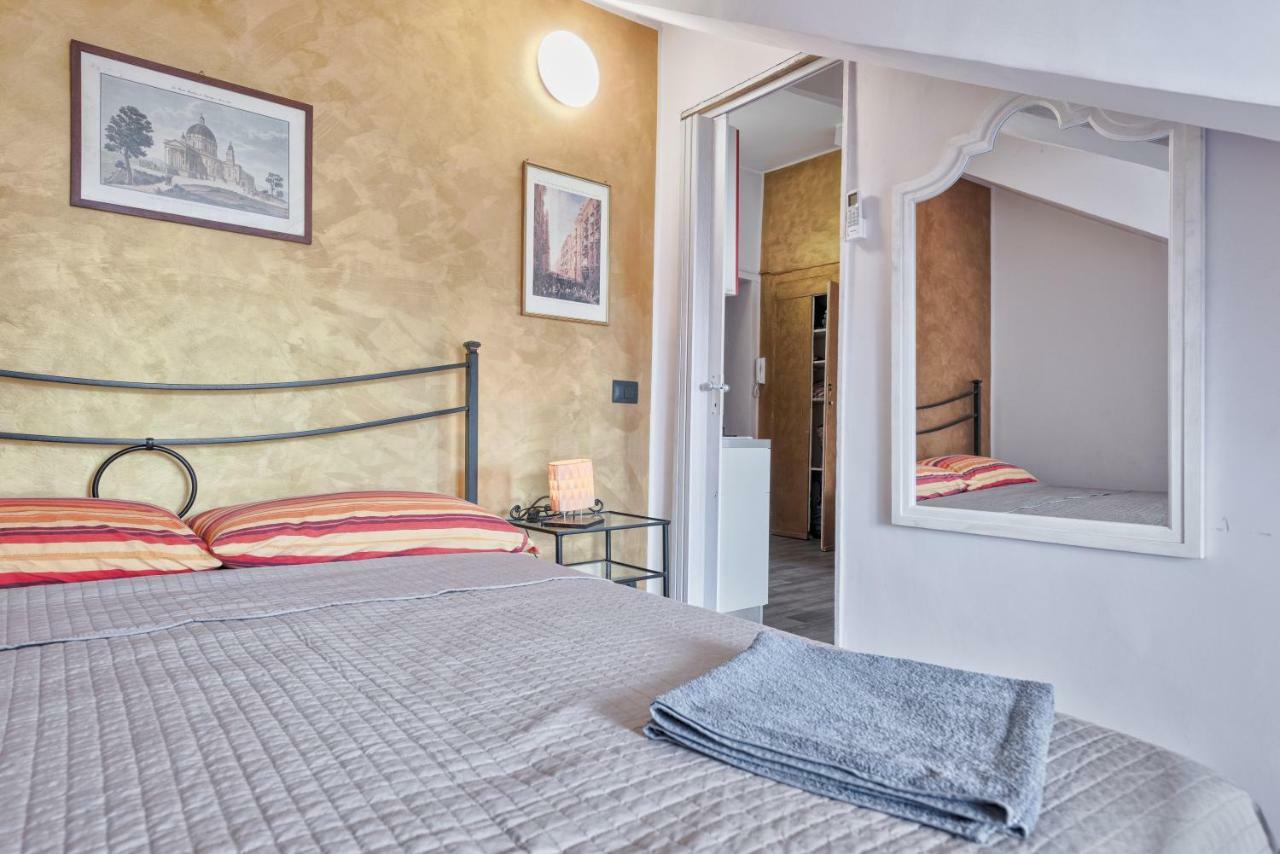 Apartamento Mansarda Station Gioberti Turín Exterior foto